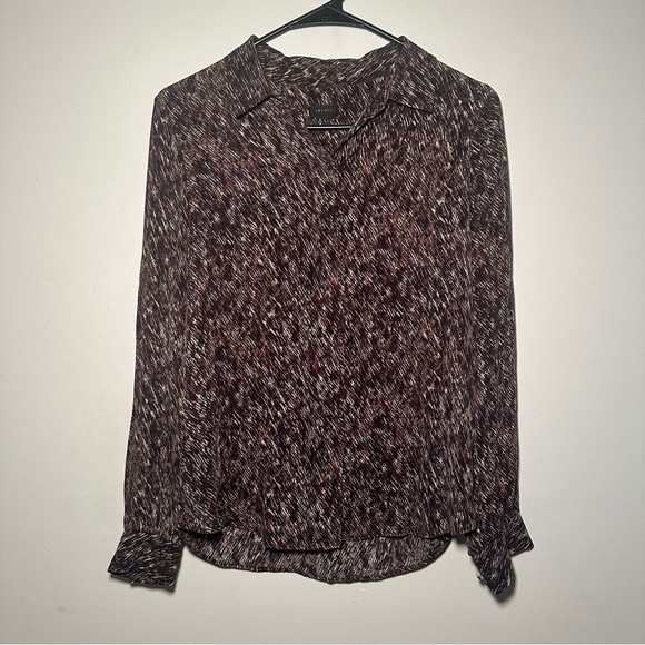 Theory Silk Sheer Button Up Abstract Print Blouse Size S | Minimalist Workwear - Picture 3 of 10